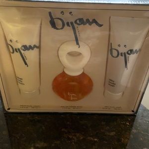 Bijan. Gift Set